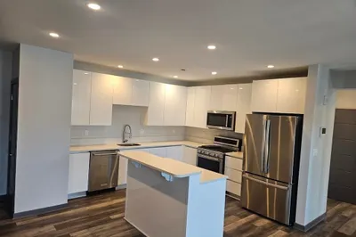 145 Newbury Avenue #8 1