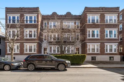 32 Reedsdale St #B 1
