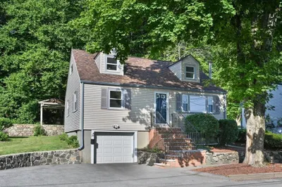 24 Greenwood Road
