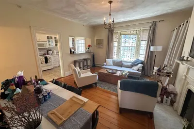 9 Charles St #4
