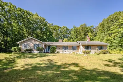 73 Woodhill Rd 1
