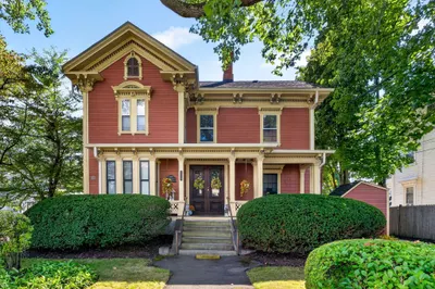 122 W Wyoming Ave #C 1