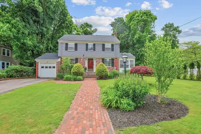 57 Brook Road 1