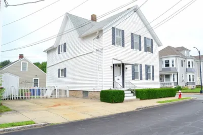 415 Chancery St 1