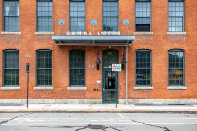 48 Water St #405 1
