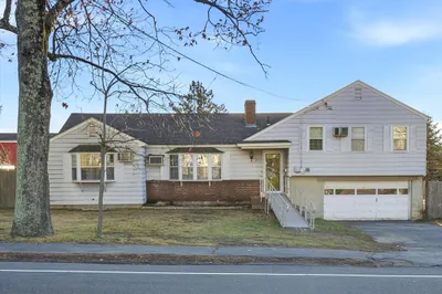 387 Massachusetts Ave