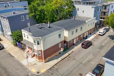 9 Shelby St 1