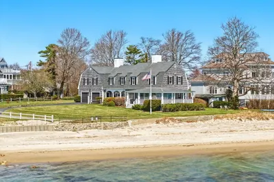34 Sagamore Rd 1