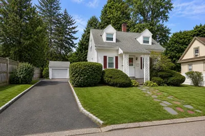425 Prospect St 1