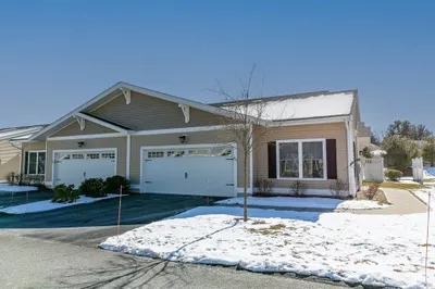 68 Rogerson Crossing #68 1