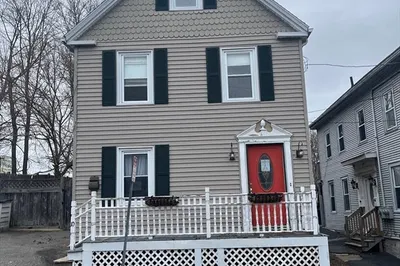10 Rawlins St