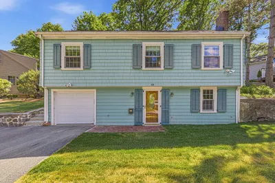 17 Echo St 1