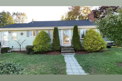 43 Chisholm Rd 1