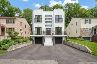 57-59 Highland Rd #59 1