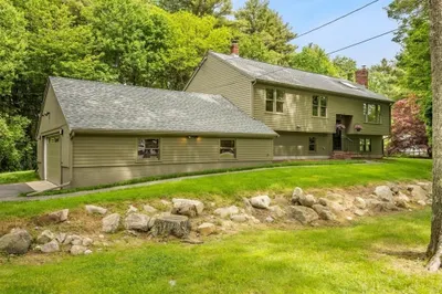 87 Black Brook Rd