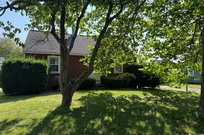 122 Holden St