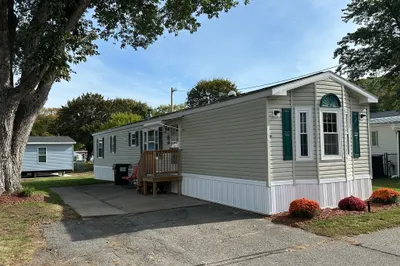 72 Quaboag Valley Co Op St #72 1