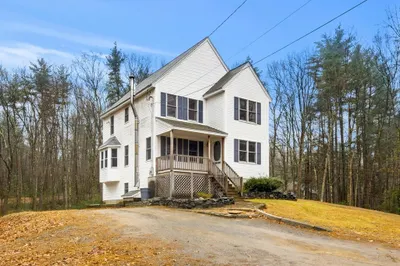 192 Warren Rd 1