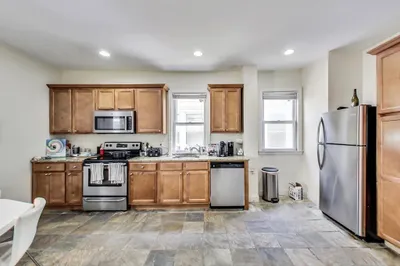 47 Hillside Street #2 1