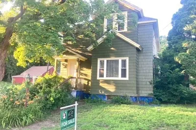 7 Oak St