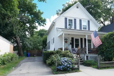 37 School St