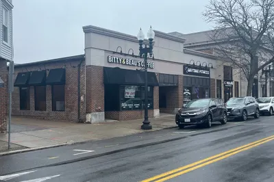 462 Main St
