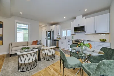 17 Macarthur Street #2 1