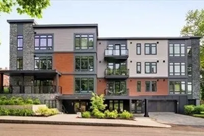 20 Kinmonth Rd #201 1