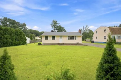 460 Shaker Rd 1
