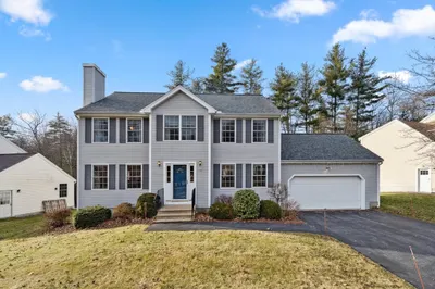 15 Forsythia Dr 1
