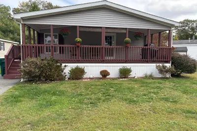 11 Medallion Road 1