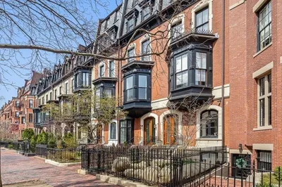 227 Marlborough St #4