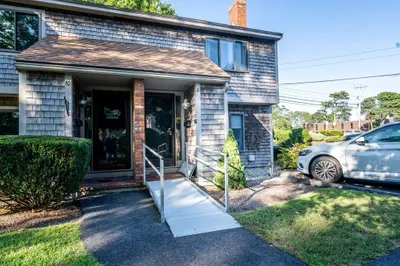 8 Town House Ter #8 1