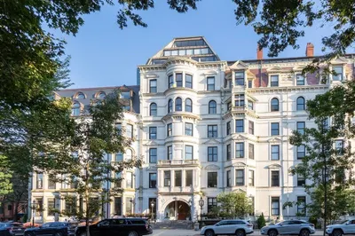 160 Commonwealth Ave #411