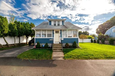 77 Unity Ave 1