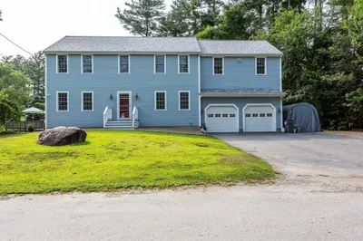 8 Evergreen Rd 1