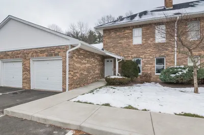 13 Castle Hills Rd #B 1