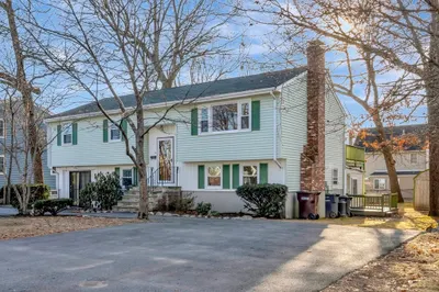 31 Leominster Road 1