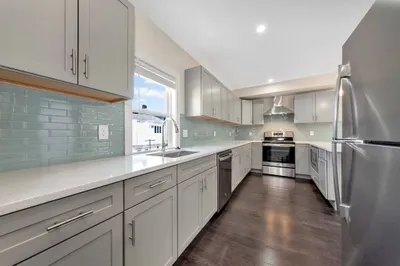 43 Wright Ave #2