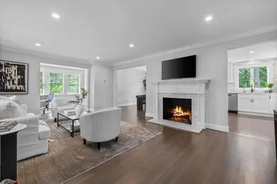 160 Forest Hill