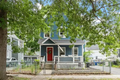 85 Montrose St 1