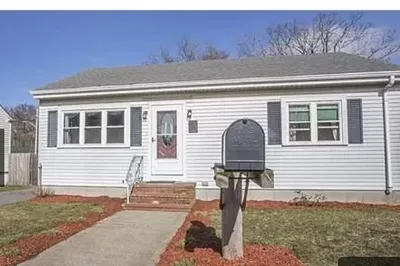 2614 Acushnet Ave 1