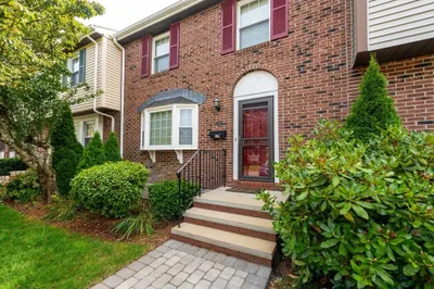 399 Pond Street #E7 1