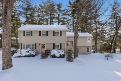 276 Pond Street