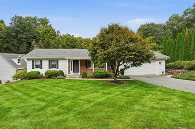46 Stuart Pl 1