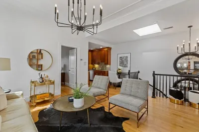 5 Flint Pl #2