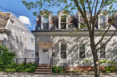 119 Heath Street #1 1