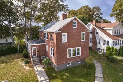 1433 Quincy Shore Dr