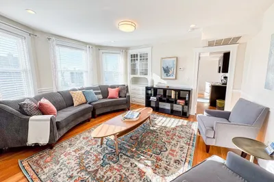 30 Clay St #3