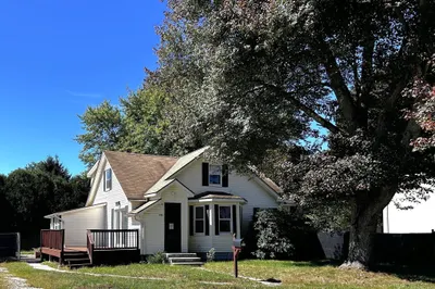 101 Main St 1